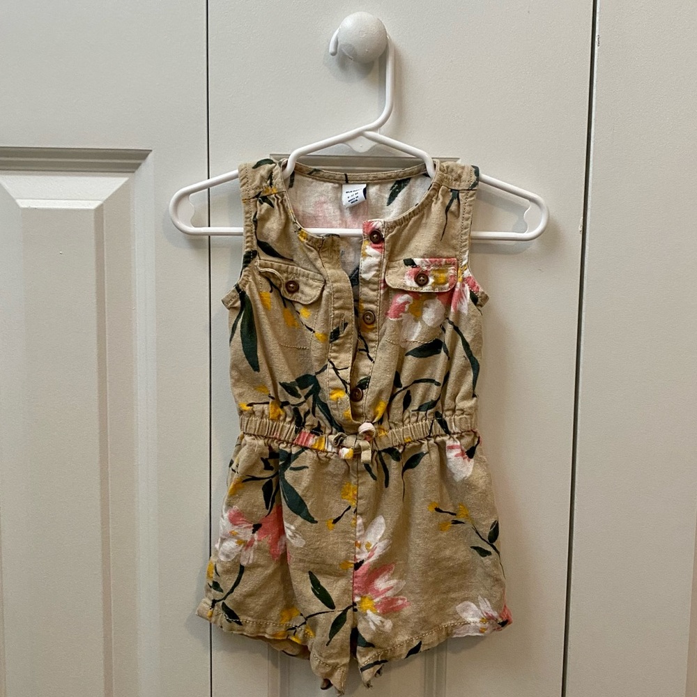 Old Navy Baby Girl 6-12 Months Floral Romper